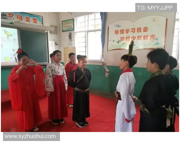 李泓澎的艺术之旅探索与成长：从初心到巅峰的心路历程