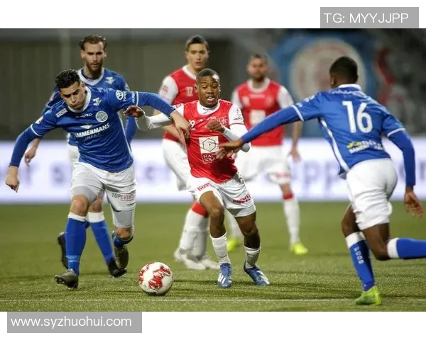 海尔蒙特与阿尔克马的精彩对决揭示足球战术与团队合作的魅力 海尔蒙特与阿尔克马的精彩对决揭示足球战术与团队合作的魅力