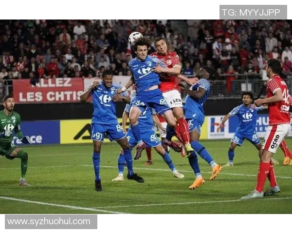 安坦迪与波城的激烈对决揭示了足球战术的博弈与团队协作的重要性