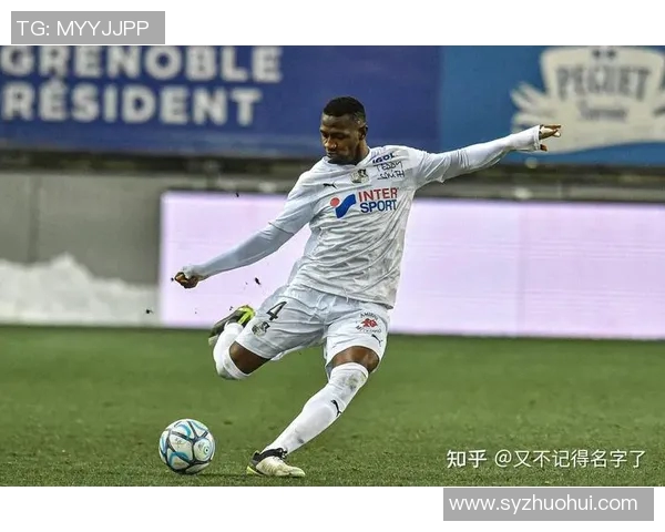 沙特鲁与索肖激战在即谁能在法乙赛场上笑到最后