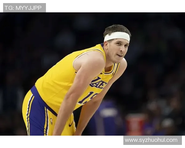 湖人对阵雄鹿比赛分析与投注推荐助你赢得更多收益