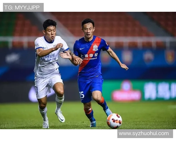 上海足球队在精英赛积分榜上以74分稳居第一名展现强劲实力 上海足球队在精英赛积分榜上以74分稳居第一名展现强劲实力