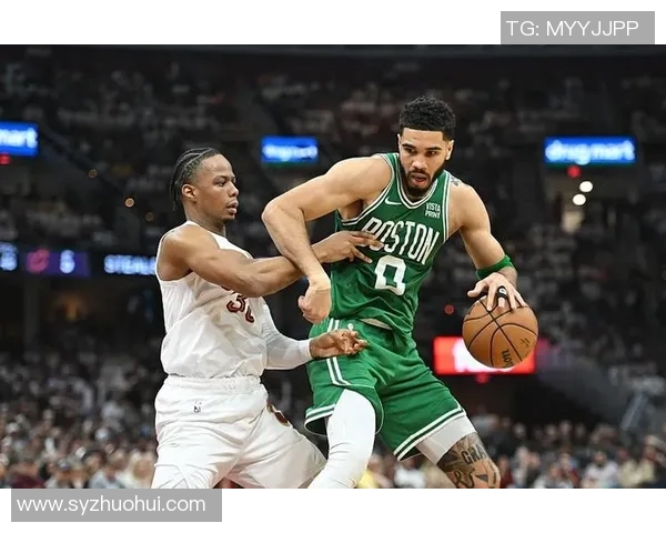 湖人队与骑士队激战正酣精彩对决战报分析与赛后点评 湖人队与骑士队激战正酣精彩对决战报分析与赛后点评